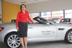 Pilar Guerrero, una de las empleadas de la casa oficial de Mercedes Benz en Ronda. // CharryTV