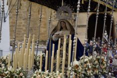 El paso de Nuestra Señora de Loreto es el único portado en Ronda por mujeres costaleras. // Juan Velasco 