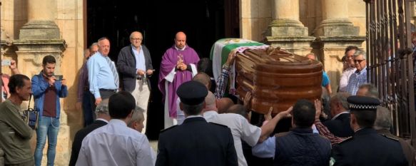 El sentido adiós de los amigos y compañeros de Toti, Mañana concluyen los tres días de luto oficial en memoria del ex alcalde que con su forma de hacer política y su personalidad marcó un antes y un después en la sociedad rondeña, 05 Jun 2019 - 19:35