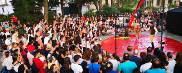 La Alameda del Tajo fue el escenario para uno de los espectáculos de la noche que generó gran expectación, 