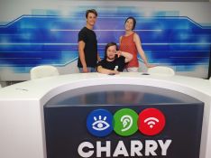 Esta mañana Luis Isasi ha visitado nuestros estudios para hablarnos de su experiencia en Paquita Salas junto al director de Entre Bambalinas, Ángel Manzano. // CharryTV