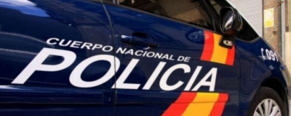 Detenido por robarle a una mujer en una gasolinera gracias a un agente fuera de servicio, El arrestado aprovechó el momento en el que la conductora repostaba para sustraerle el bolso, 20 Aug 2019 - 16:15