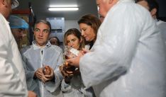 La JUnta diseñará encuestas para medir la satisfacción de los consumidores de productos cárnicos. // Junta de Andalucía