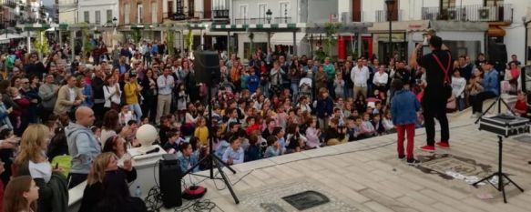 Pese a la lluvia, la Plaza del Socorro pudo acoger algunos espectáculos que contaron con gran afluencia de público. // Ronda, Ciudad Mágica 