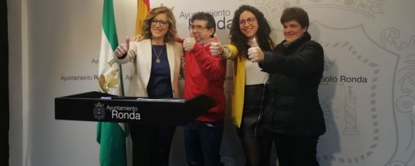 Asprofácil adapta dos colegios electorales para personas con discapacidad, El Colegio Juan Carrillo y la Casa de la Juventud contarán el 10 de noviembre con señalética en lectura fácil que haga más accesible el proceso electoral para este colectivo, 08 Nov 2019 - 19:14