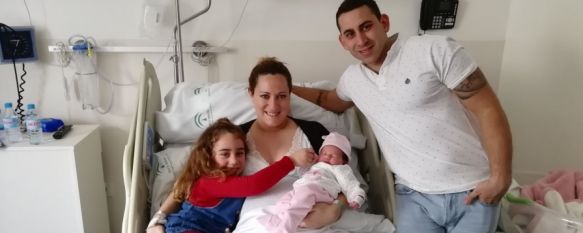 “El mejor regalo de Reyes sin duda”, Anoche Daniela Carrasco Bermúdez, hija de Nerea y Francisco Javier, se convertía en la primera rondeña nacida en 2020 en el Hospital de la Serranía , 03 Jan 2020 - 19:18