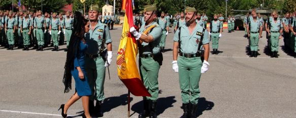 Imagen de la última jura de bandera para personal civil celebrada en el Acuartelamiento de La Legión en Ronda // CharryTV