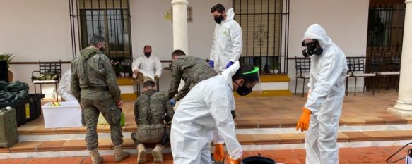 La Legión y militares de la base El Copero desinfectan residencias de mayores de Ronda , Los trabajos se han desarrollado hoy en el asilo de las Hermanitas de los Pobres y en Parra Grossi , 06 Apr 2020 - 15:10