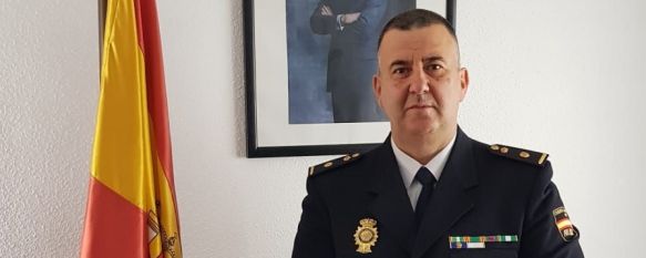 Ramón Fernández se incorpora como nuevo inspector jefe de la Comisaría de Ronda , Sustituye al frente del Cuerpo Nacional de Policía a Pablo López, que había ocupado el cargo de forma accidental tras la salida de José Luis Molina , 21 Apr 2020 - 15:44