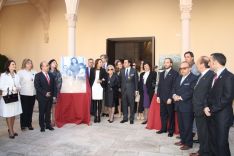 Foto de familia junto a dos instantáneas del que fuera fundador de la publicación. Una de ellas, durante su infancia, en el Colegio Salesiano El Castillo. // CharryTV