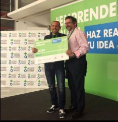 Domingo Espinosa recibió en mayo de 2019 el premio del programa Emprende24 a mejor iniciativa en el mundo rural entre un total de 40 proyectos. // Domingo Espinosa