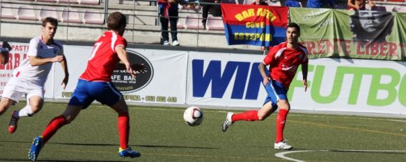 Chikini no marcó, pero participó en todas las jugadas de ataque del conjunto blanco. // Juanjo Macías