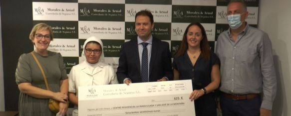 Morales & Arnal entrega un cheque al Centro Residencial de La Inmaculada, El donativo, por valor de 625 euros, es la misma cantidad que se recaudó en el torneo de tenis de 2019 ante la imposibilidad de celebrarlo este año por el COVID-19, 13 Jul 2020 - 19:27