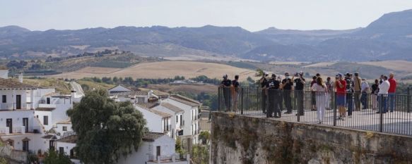El Área Sanitaria de la Serranía suma ya 251 casos activos de coronavirus, El puente de Todos los Santos se ha saldado con 64 nuevos positivos por COVID-19 y 26 curaciones, mientras que se registra el ingreso de 20 pacientes, 03 Nov 2020 - 12:58