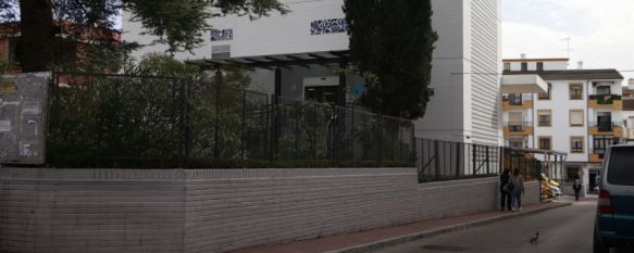 El Área Sanitaria de la Serranía alcanza 440 casos activos tras sumar 50 contagios de COVID-19, El Hospital Comarcal contabiliza 40 ingresos relacionados con la pandemia, cinco relativos a pacientes en la UCI que se mantiene ocupada en su totalidad, 11 Nov 2020 - 13:31