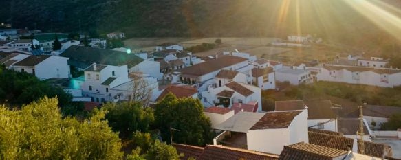 Dos detenidos en Benaoján por propinar una brutal paliza a un vecino, Los presuntos autores acudieron a declarar a los Juzgados de Ronda con varios miembros de su familia, infringiendo el cierre perimetral de la localidad, 22 Jan 2021 - 19:24