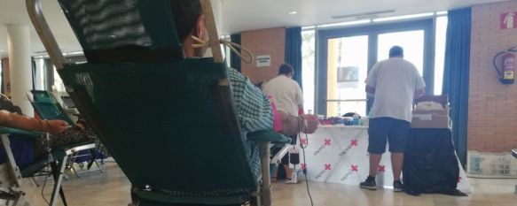 Las donaciones de sangre en Ronda se realizan en la entrada del Teatro Municipal Vicente Espinel // CharryTV