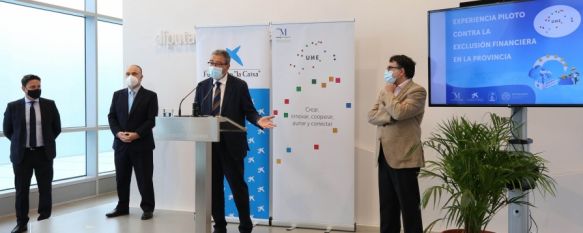 Salado ha recordado que la exclusión financiera afecta especialmente a los mayores por su falta de contacto con los recursos digitales. // Diputación de Málaga Salado ha recordado que la exclusión financiera afecta especialmente a los mayores por su falta de contacto con los recursos digitales. // Diputación de Málaga