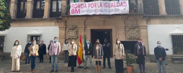 La pandemia provoca un grave retroceso en la igualdad entre hombres y mujeres, El Día de la Mujer se ha conmemorado con la lectura de un manifiesto institucional y con la proyección de un vídeo elaborado por el Centro Entre Bambalinas, 08 Mar 2021 - 17:40