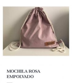 Las mochilas pueden encontrarse en diversos modelos y colores. // Memata