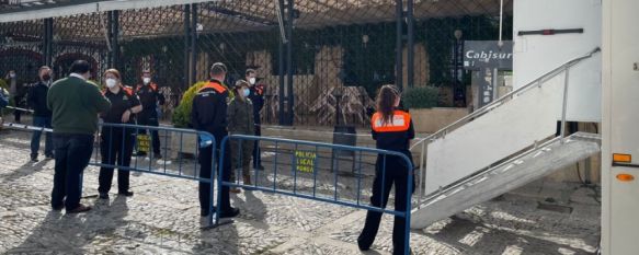 En unas horas conoceremos los resultados de un nuevo cribado masivo que en estos momentos de lleva a cabo en la Plaza Teniente Arce. // Manolo Guerrero