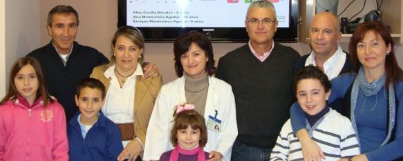 El Área Sanitaria Serranía de Ronda entrega los premios del III Concurso de Tarjetas Navideñas, En el certamen han participado los niños ingresados en Pediatría y los hijos de los profesionales del centro, 29 Dec 2011 - 15:51