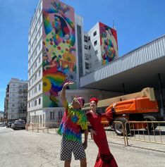 Los murales que ha creado en nuestra ciudad constituyen la primera intervención de Okuda de estas características a nivel nacional y andaluz. // Okuda