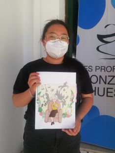 Xin Ying Pan se ha servido de su telefono móvil para dar color a su obra, 