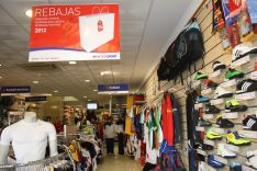 La ropa y el calzado serán los principales protagonistas de las rebajas. // CharryTV