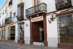 Fachada del pub, ubicado en la calle Santa Cecilia // CharryTV