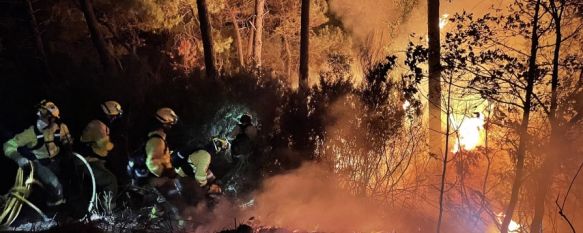 Activado el nivel de Emergencias 1 del Plan Infoca por un incendio en Sierra Bermeja, El servicio de emergencias 112 recibió anoche unas 140 llamadas  de vecinos procedentes de Jubrique, Genalguacil y Estepona alertando de las llamas, 09 Sep 2021 - 07:37