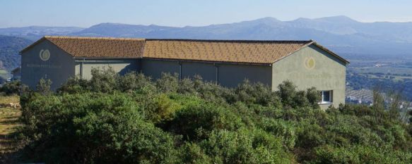 Las nuevas instalaciones dedicadas al procesado del pistacho podrán trabajar a pleno rendimiento. // Ronda Pistachos Las nuevas instalaciones dedicadas al procesado del pistacho podrán trabajar a pleno rendimiento. // Ronda Pistachos