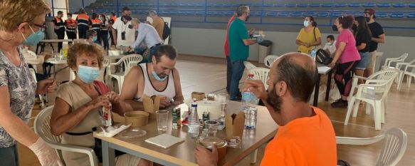 El pueblo de Ronda se vuelca con los vecinos del Valle del Genal, La asamblea local de Cruz Roja mantiene en activo a más de una veintena de voluntarios y unas 700 camas para seguir atendiendo a personas desalojadas, 13 Sep 2021 - 14:57