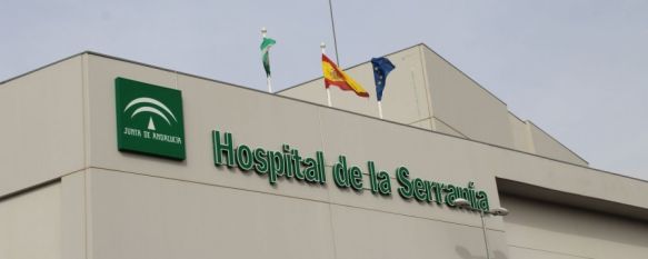 Dos pacientes con coronavirus siguen ingresados en planta del Hospital Comarcal. // CharryTV