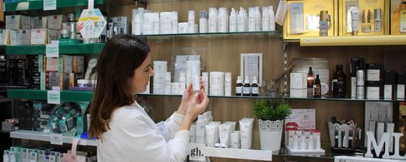 La Farmacia Serrano Aznarte lanza su marca propia de productos, El proyecto engloba dos gamas diferenciadas, Dermocosmética y complementos alimenticios, y ha desarrollado en colaboración con la empresa líder en Europa UNIFARCO, 25 Nov 2021 - 16:17