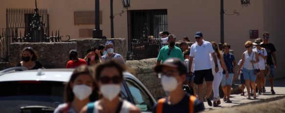 Alrededor de 3.200 turistas registran su visita a la Oficina de Turismo durante el puente, El edil de Turismo, Ángel Martínez, recuerda que esta cifra representa entre el 7 y el 10% de visitantes reales que contabiliza la ciudad, 07 Dec 2021 - 18:31