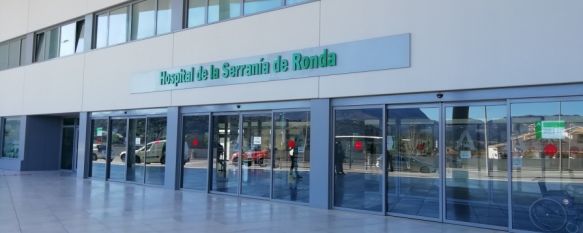Un total de 19 vecinos de la comarca con COVID-19 permanecen ingresados en planta del Hospital Comarcal. // María José García