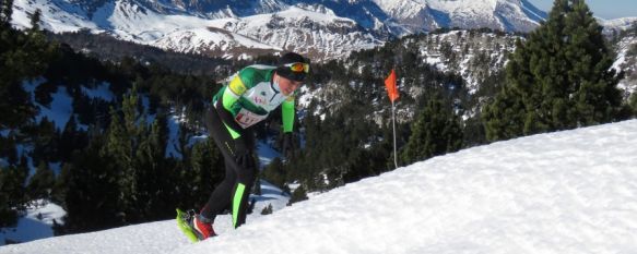 El rondeño quedó tercero en el Campeonato de España de Raquetas de Nieve, siendo la primera vez que participaba en esta modalidad // Raúl Porras