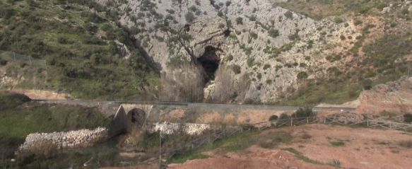 Desde el Ayuntamiento de Benaoján prevén que la nueva estructura que da al monumento natural pueda estar instalada antes del verano // Diputación de Málaga Desde el Ayuntamiento de Benaoján prevén que la nueva estructura que da al monumento natural pueda estar instalada antes del verano // Diputación de Málaga