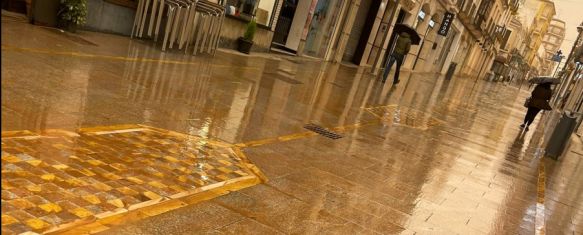 Una lluvia de barro sorprende este jueves a los rondeños, AEMET mantiene el aviso amarillo hasta las 12.00h del viernes, 24 Mar 2022 - 16:57