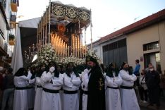 Los horquilleros de María Santísima de la Esperanza antes de procesionar // María José García
