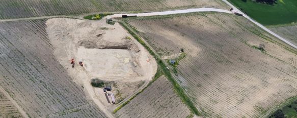 Doña Felisa invierte cuatro millones de euros para construir su segunda bodega en Ronda, Con este proyecto, uno de los más ambiciosos del año en Andalucía del sector, la familia Losantos aspira a alcanzar una producción de medio millón de botellas al año, 22 Apr 2022 - 16:45