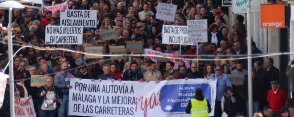 Imagen de la multitudinaria manifestación en la calle La Bola en el año 2018 // CharryTV