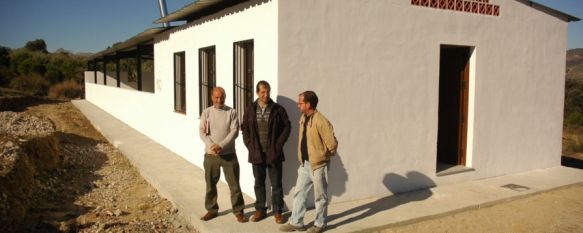 Medio Ambiente pone en servicio una nave ganadera en la Dehesa del Mercadillo, Se han invertido 70.000 euros y los trabajos han sido ejecutados por la empresa Construcciones Postigo, 31 Jan 2012 - 19:27