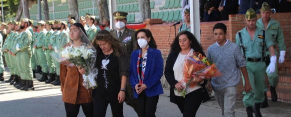 La ministra de Defensa preside el homenaje a los militares Jordi Oñoro y Pepelu Cañete, Se ha realizado un emotivo acto de Homenaje a los Caídos en el Patio de Armas del Cuartel de La Legión en Ronda, 06 May 2022 - 12:48
