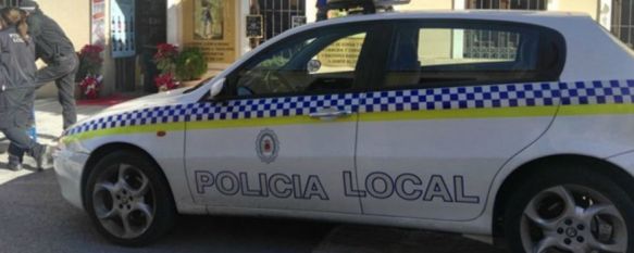 Se han reforzado las patrullas de la Policía Local durante el fin de semana // Paloma González 