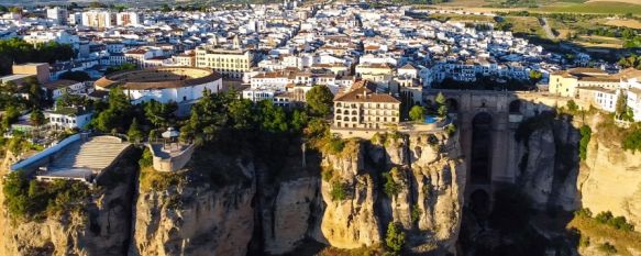 La obra del arquitecto turolense Martín De Aldehuela tardó en construirse más de cuatro décadas. // Juan Velasco