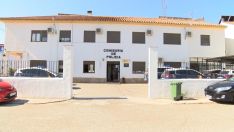 Fachada actual de la Comisaría de la Policía Nacional en Ronda en avenida de Málaga // CharryTV