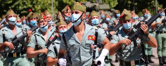 Efectivos del Grupo de Caballería, durante un acto en el Cuartel de La Legión en Ronda // Manolo Guerrero