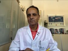 José Antonio Lorente, portavoz del SAS en esta materia, incide en la importancia de acudir a un centro de salud ante cualquier sospecha, para descartar la presencia de sustancias químicas. // CharryTV